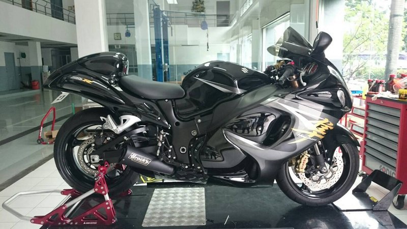 ท่อ Brock\'s Full System ออกข้างเดียว สำหรับ Hayabusa 1999-ปัจจุบัน (For Exhibition only)