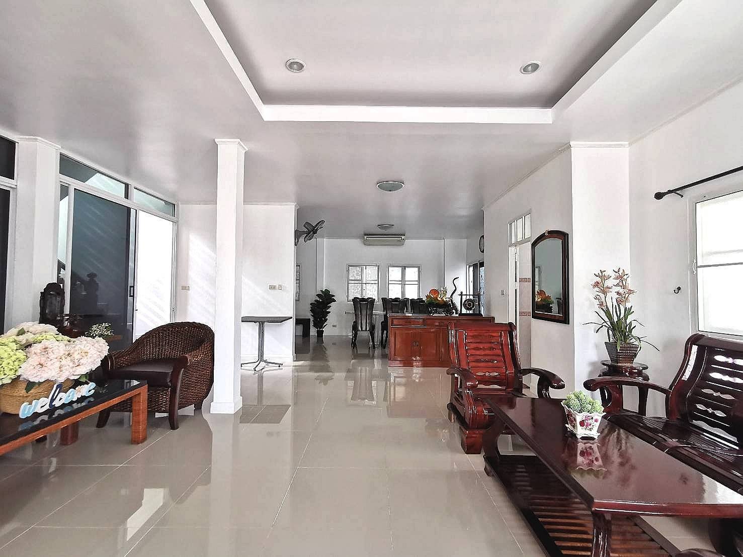 The Oriental House for rent