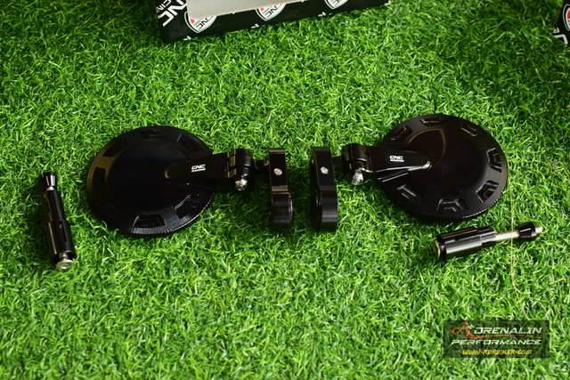 กระจกปลายแฮนด์ CNC racing สำหรับ M821 2018+ แบบกลม สีดำ รุ่น Rocket