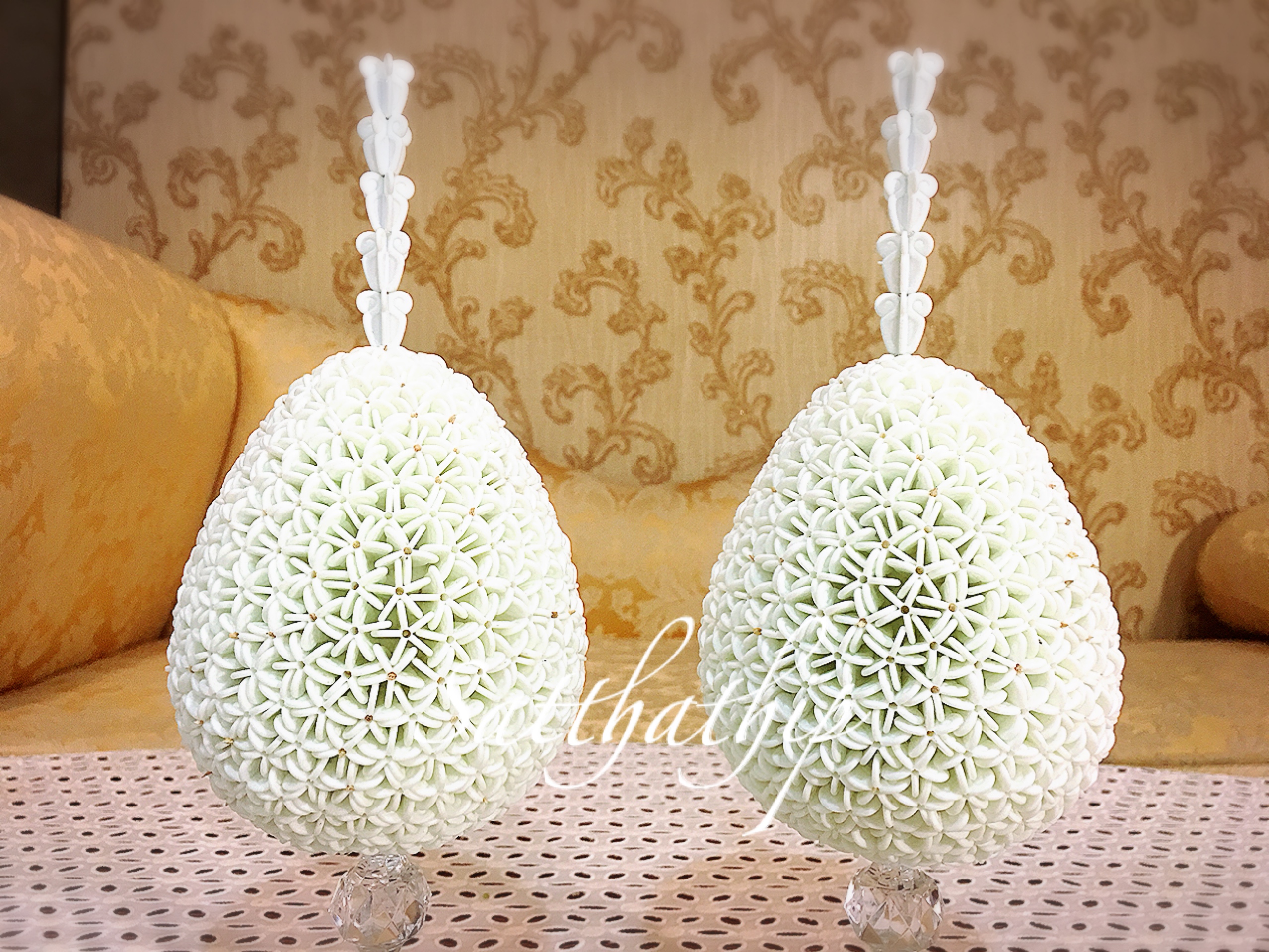 พานพุ่ม - พานพุ่มสักการะ - พานพุ่มดอกรัก - พานพุ่มดอกรักประดิษฐ์ (พลาสติก) - พานพุ่มสีขาว - Panpum