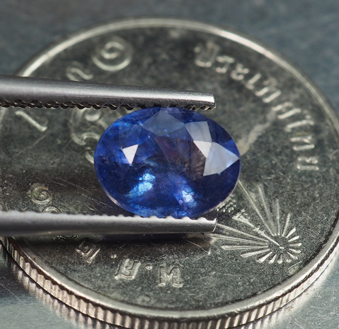 พลอยไพลิน (Blue Sapphire) 1.50 กะรัต