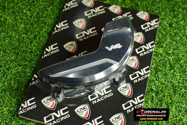 CNC Racing - ครอบคลัชฝั่งขวา (Clutch cover ) สำหรับ Panigale V4 2025+