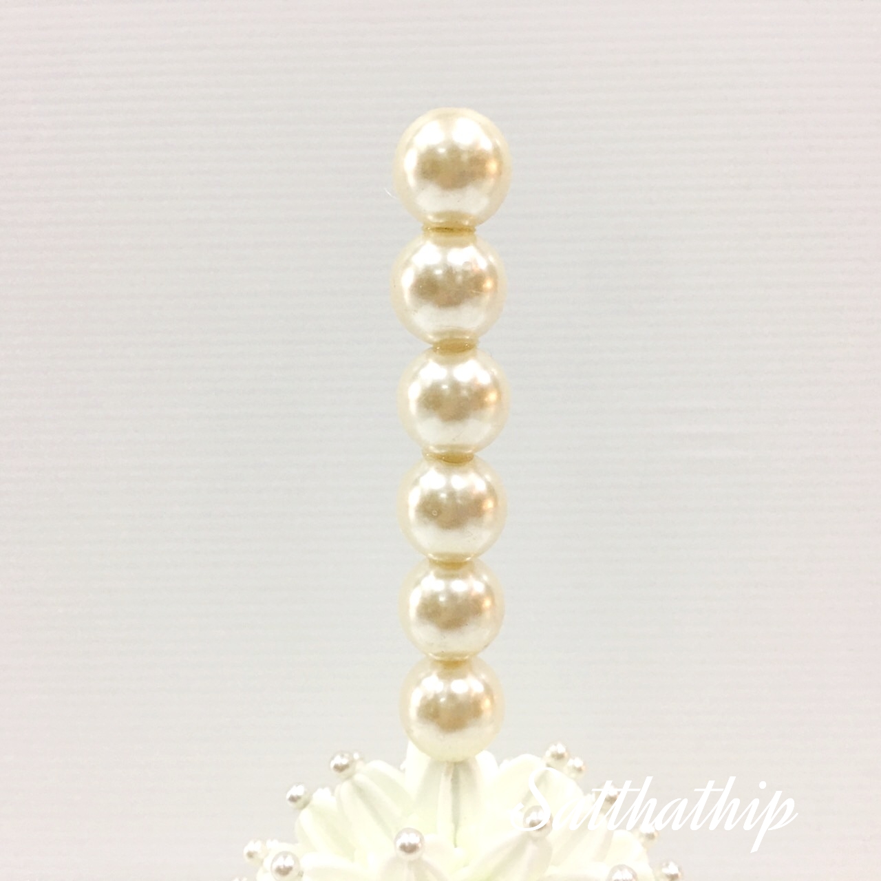 พานพุ่มดอกรักประดิษฐ์ [4"]