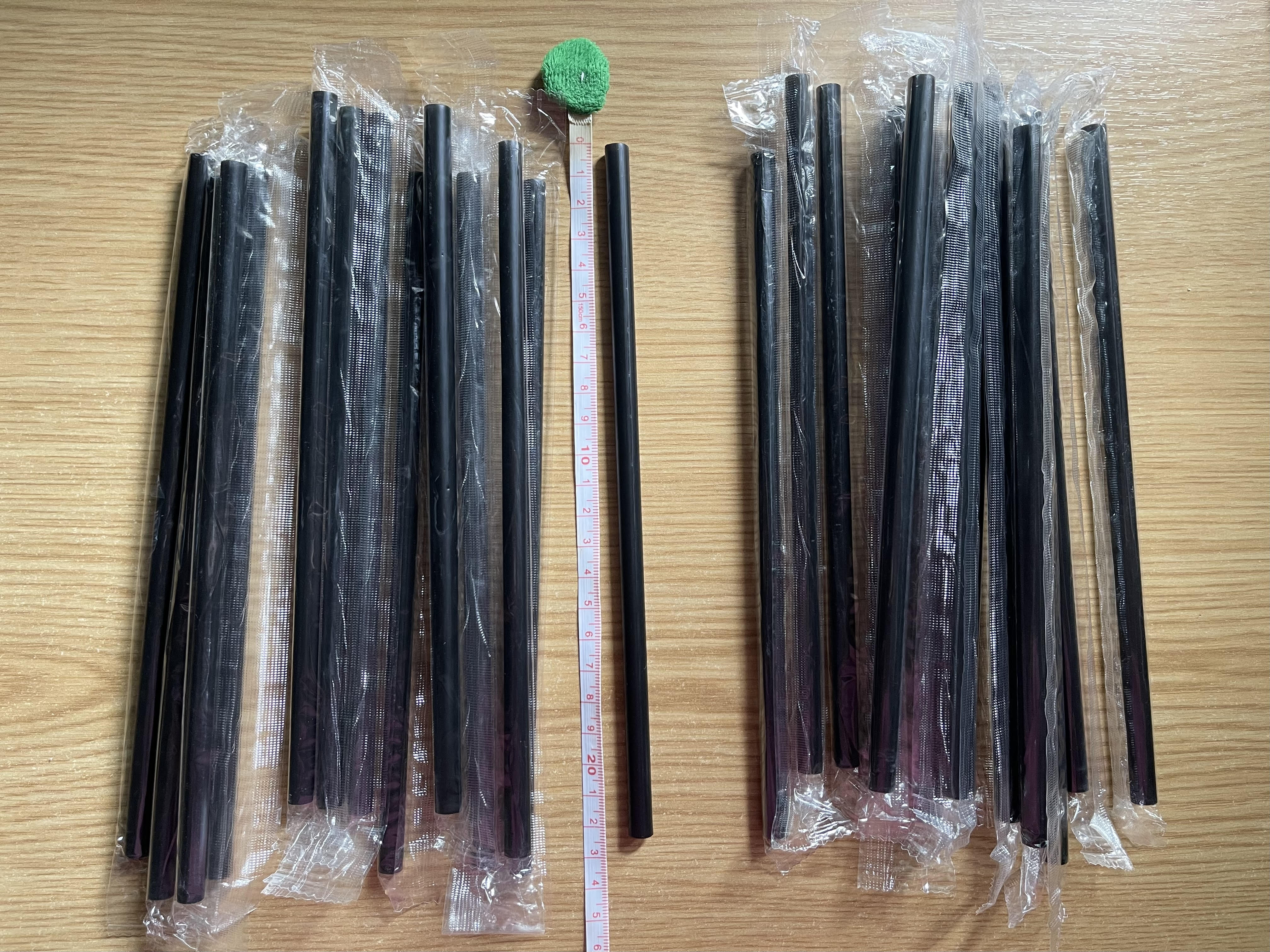 หลอด,หลอดแก้วน้ำ,หลอดสีดำ,หลอดพลาสติกสีดำ,หลอดแก้วน้ำ20oz,หลอดดูดน้ำพลาสติก,ยาว22cm,สินค้าขายดี