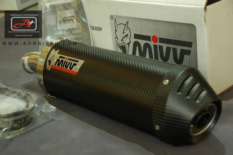 ท่อ MIVV รุ่น Oval Slip on สำหรับ BMW F800R 2009-ปัจจุบัน (For Exhibition only)