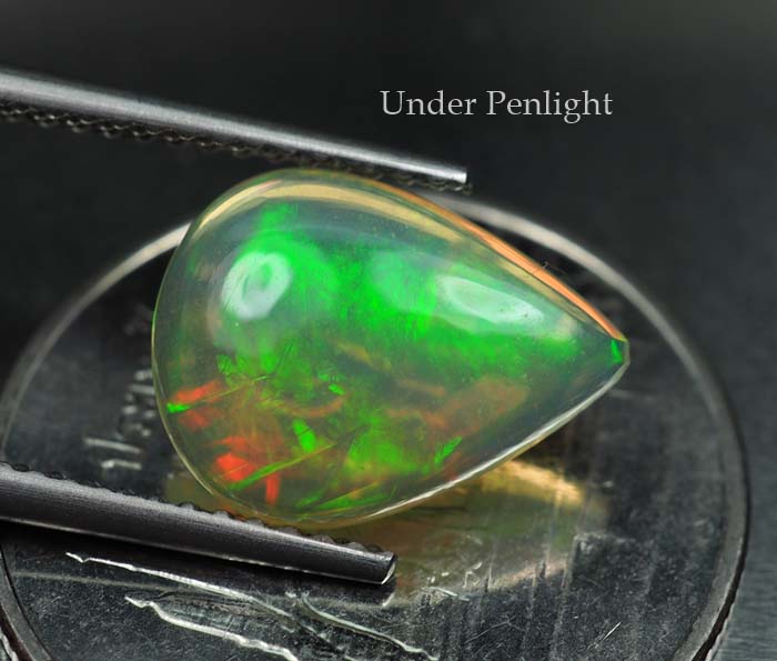 โอปอหลากสี (Multi Opal) 1.65 กะรัตทรงหยดน้ำ