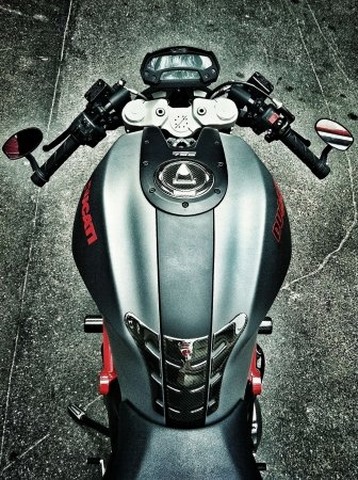 Rizoma - กระจกมองหลัง (รุ่น Reverse Retro) สำหรับ R nine T