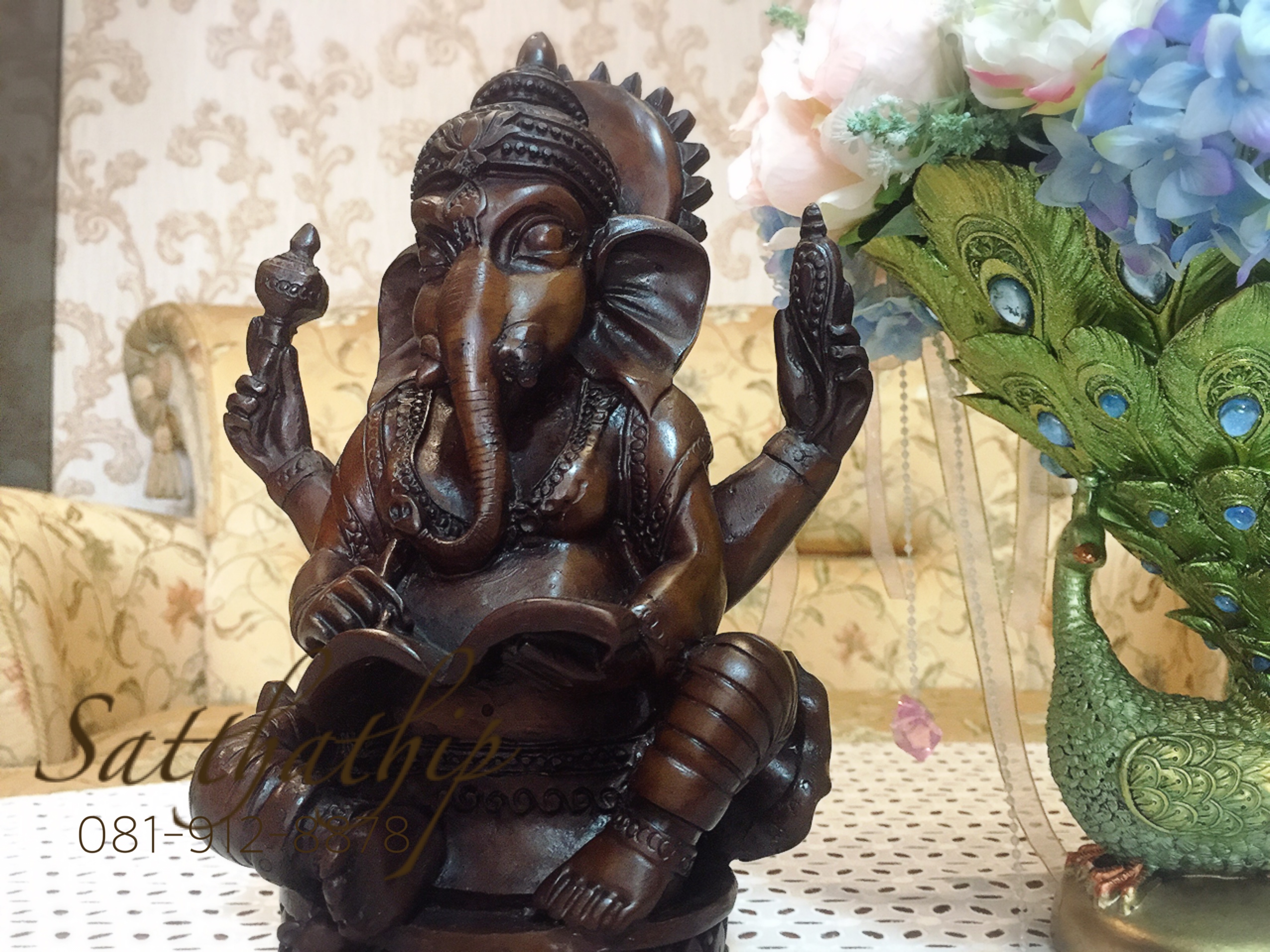 [สินค้าหมด - sold out***] พระพิฆเณศ ปางอ่านหนังสือ (เรซิ่น) - Ganesha: Lord of Success