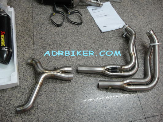 ท่อคู่ Akrapovic สำหรับ Z1000, Z1000sx ปี 10+ (For Exhibition only)