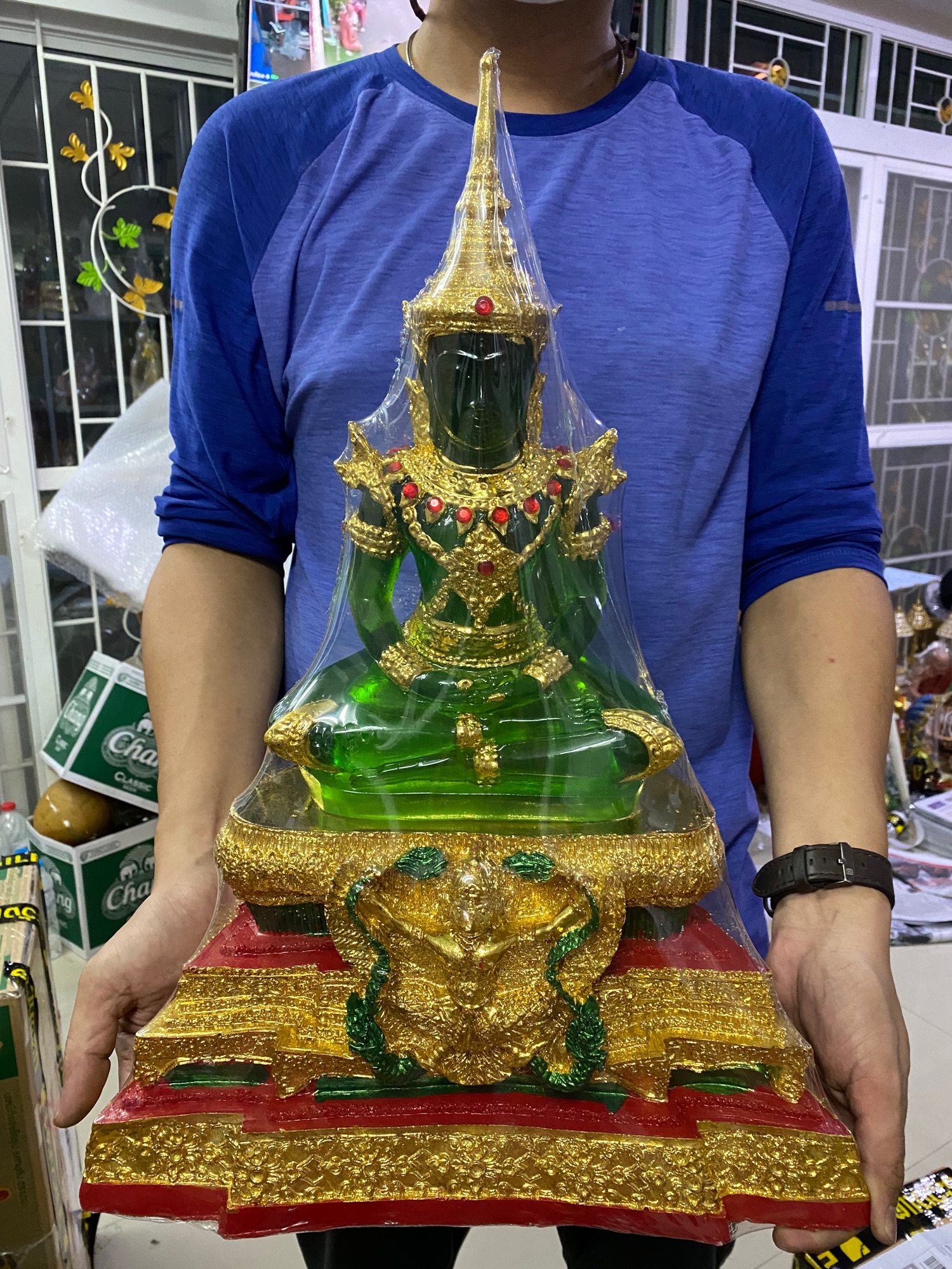 พระเเก้วจักรพรรดิ ฐานครุฑ องค์ใหญ่มาก กว้าง15นิ้ว สูง21นิ้ว