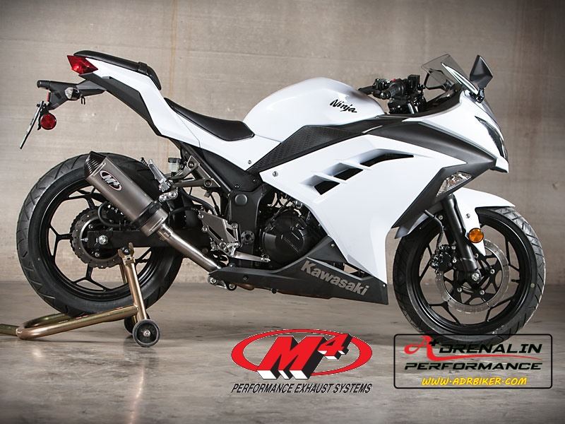 ท่อ M4 Slip-on Carbon สำหรับ Ninja 300 Z300 ปี 2013-2016 (For Exhibition only)