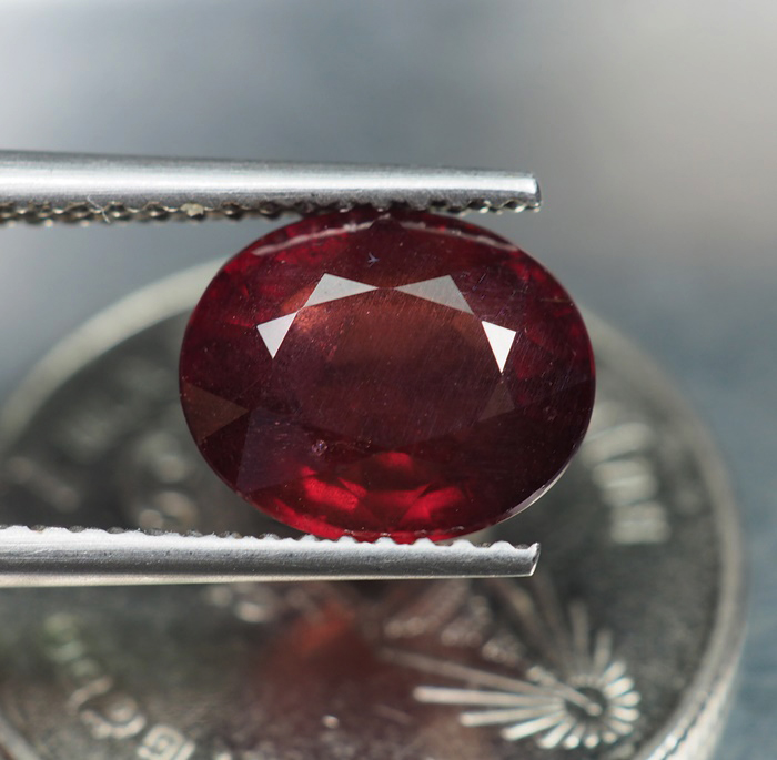 พลอยโรโดไรท์โกเมนแดงม่วง (Rhodolite) 3.20 กะรัต