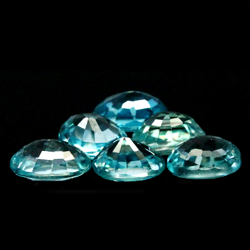 เพทายสีฟ้าทะเล (Zircon) 6.70 กะรัต 11 ชิ้น