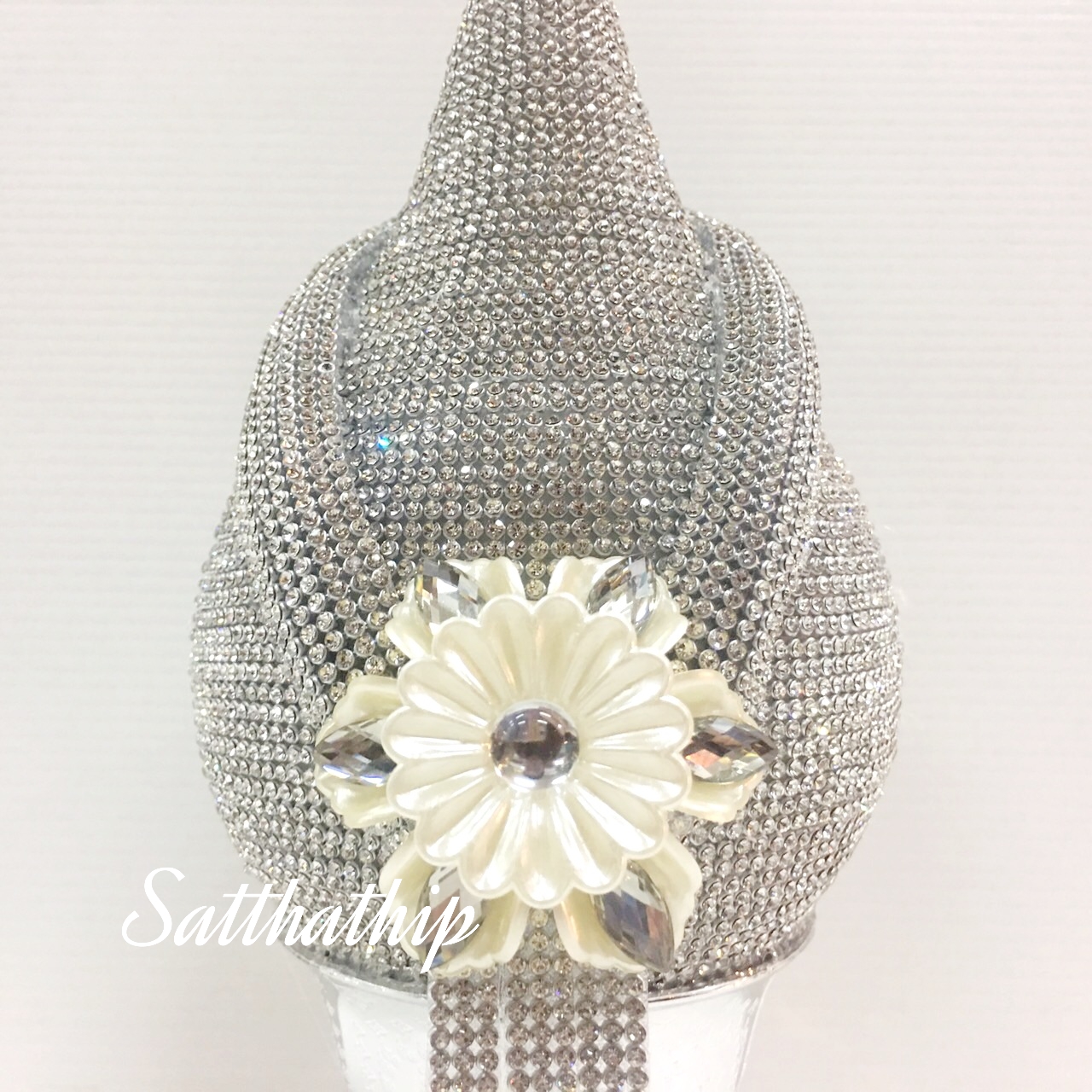 พานพุ่ม - พานพุ่มสักการะ - พานพุ่มเงินทอง - พานพุ่มนพเก้า [4 นิ้ว/ 1,550บาท/คู่]