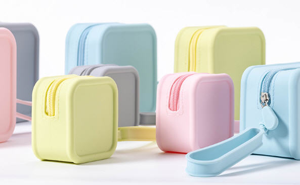 กระเป๋าซิลิโคน,กระเป๋าซิลิโคนสกรีนโลโก้,กระเป๋าซิลิโคนใส่เศษเหรียญ