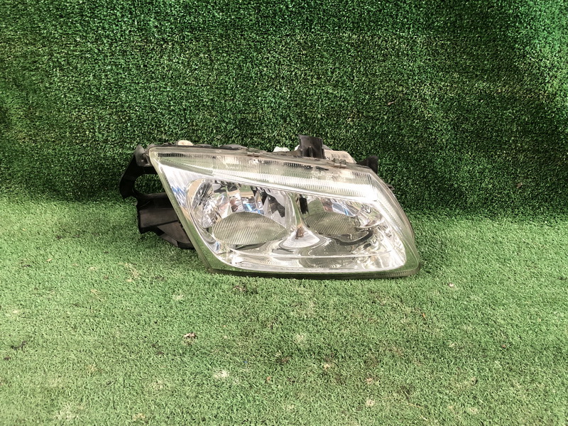 ไฟหน้า R Nissan Sunny Neo 2001-2003