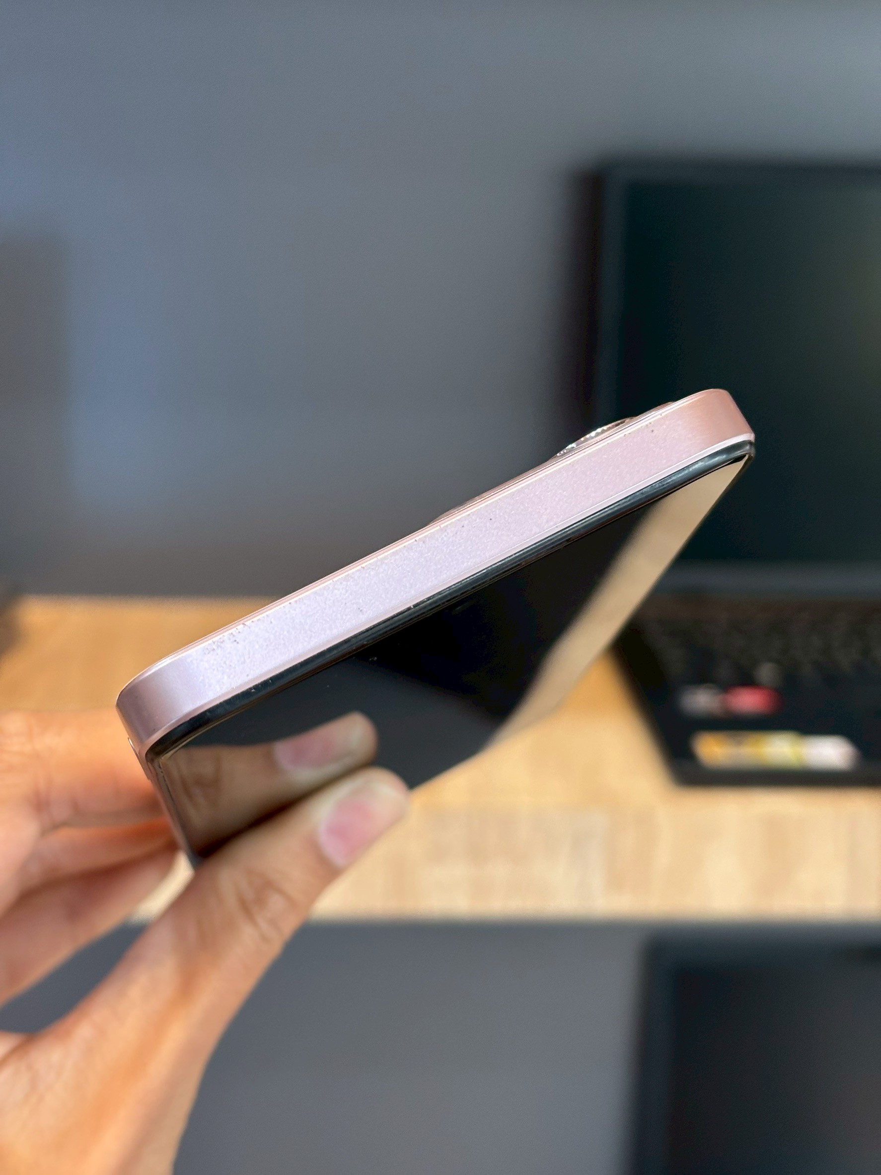 Realme C75X (6/128GB) สี Coral Pink