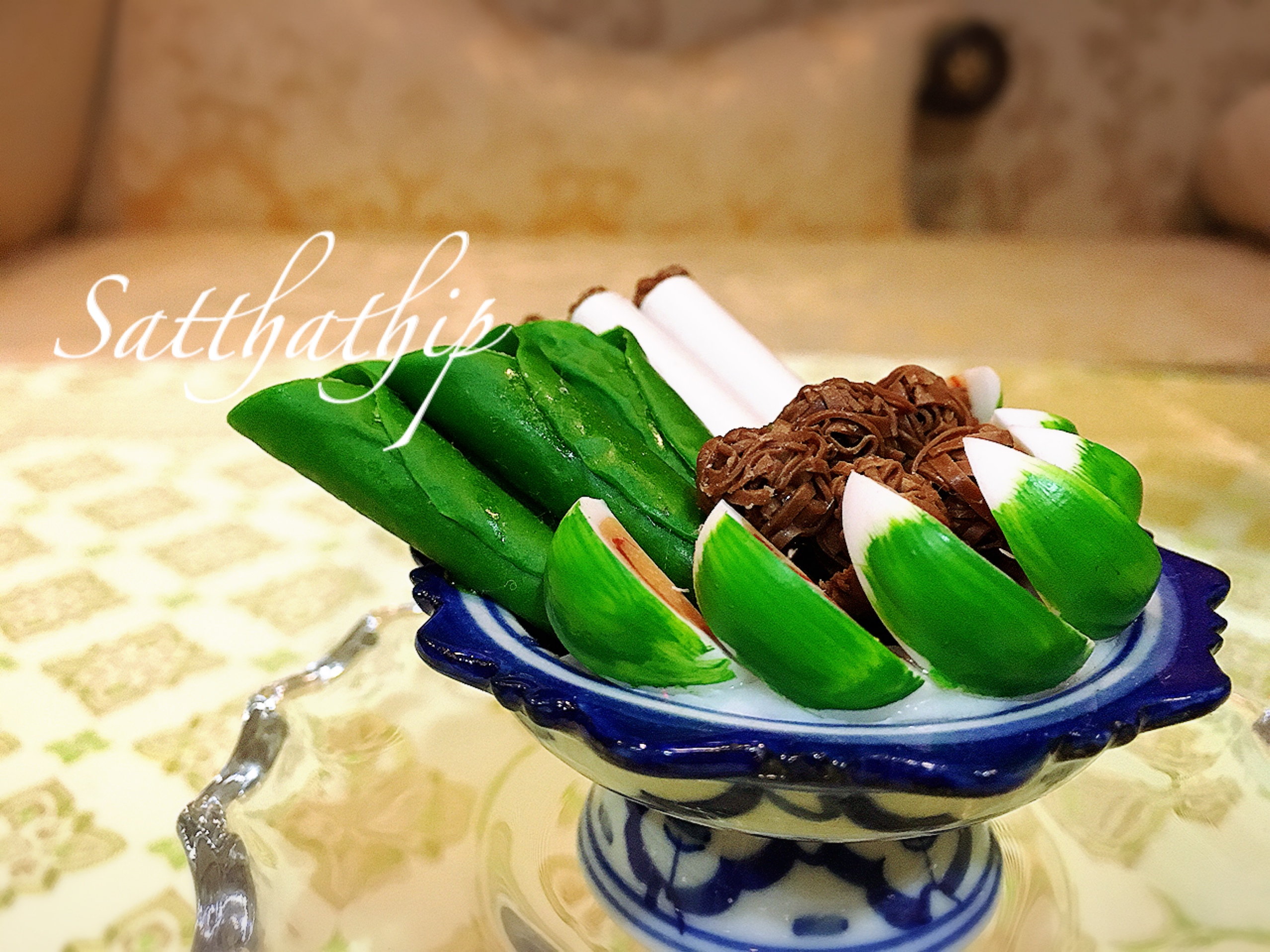 พานเชี่ยนหมากพลู ประดิษฐ์จากดิน - Betel