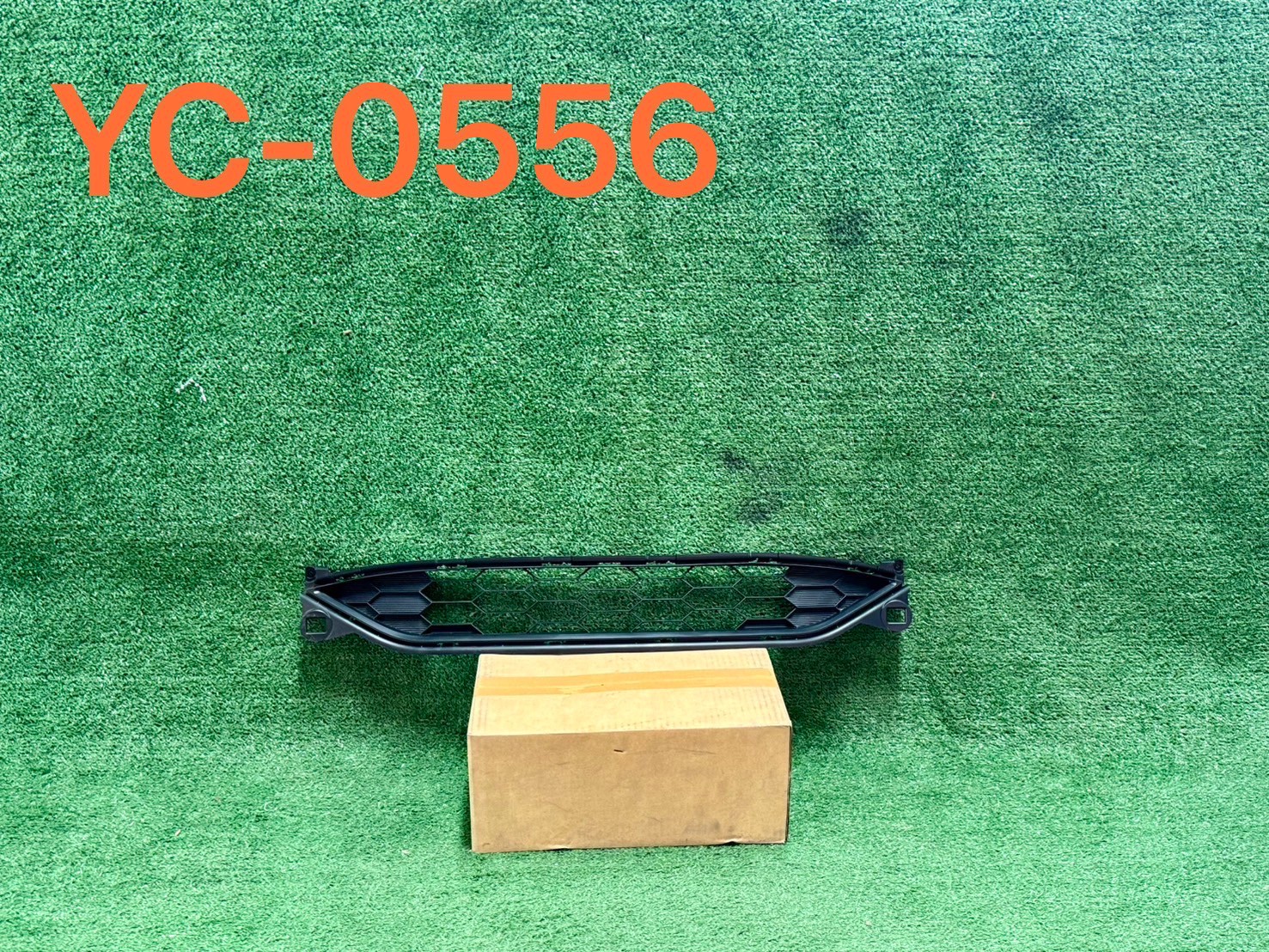 ช่องลมกันชนหน้า Honda CR-V 2014-18 แท้ศูนย์