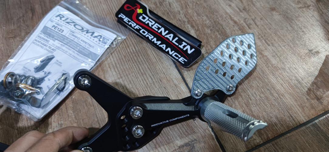 Rizoma - เกียร์โยง (Rearsets) สำหรับ R6 2006-2014