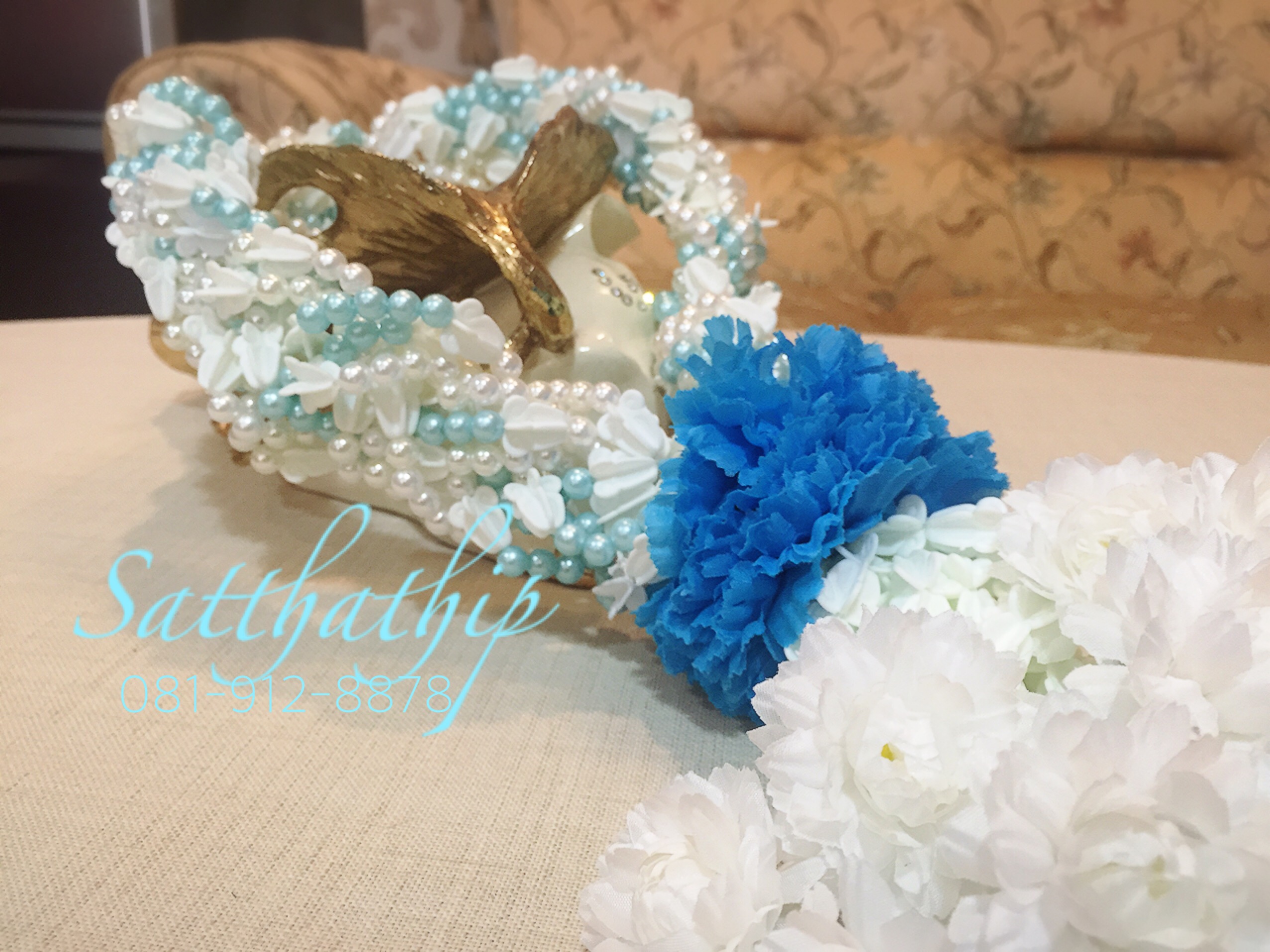 พวงมาลัยมุกผสมดอกรัก พลาสติก- Pearl Garland