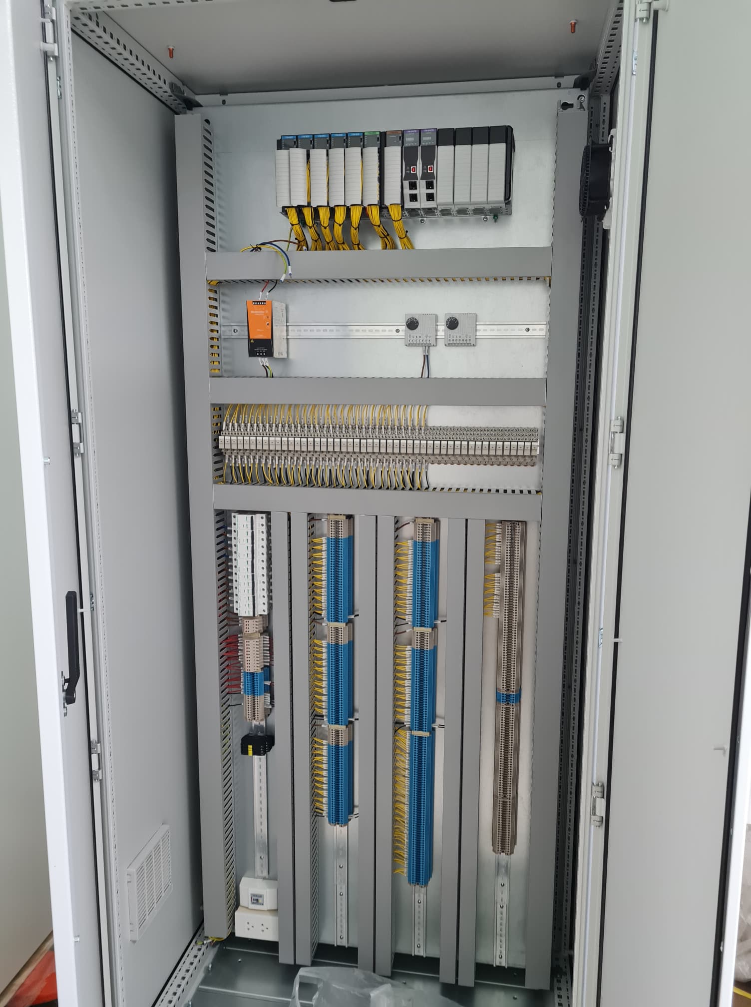 Assembly Wiring Control Box Allen-Bradley PLC