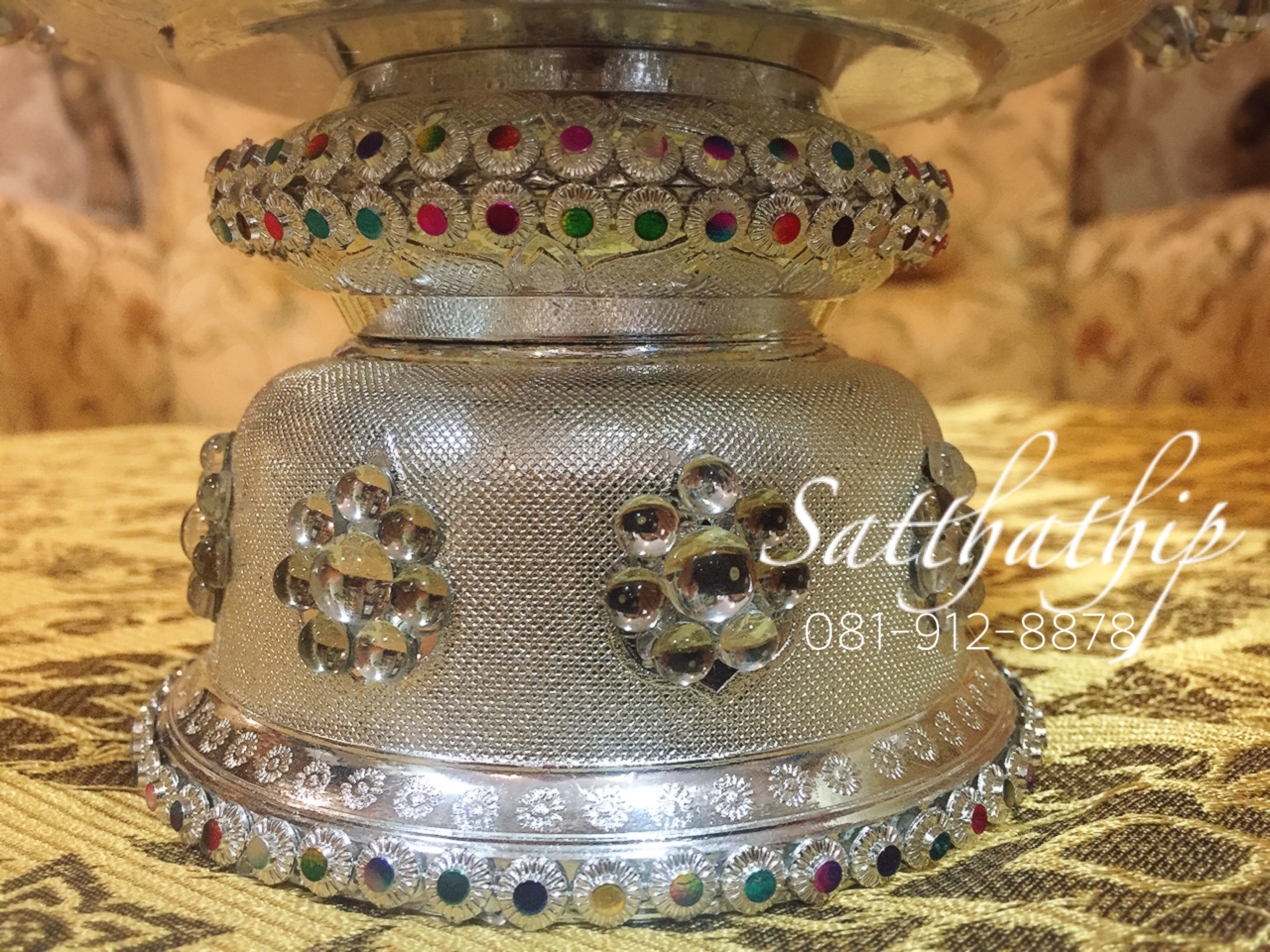 พานพุ่ม - พานพุ่มสักการะ - พานพุ่มดอกรัก - พานพุ่มดอกรักประดิษฐ์ (พลาสติก) - พานพุ่มสีขาว - Panpum