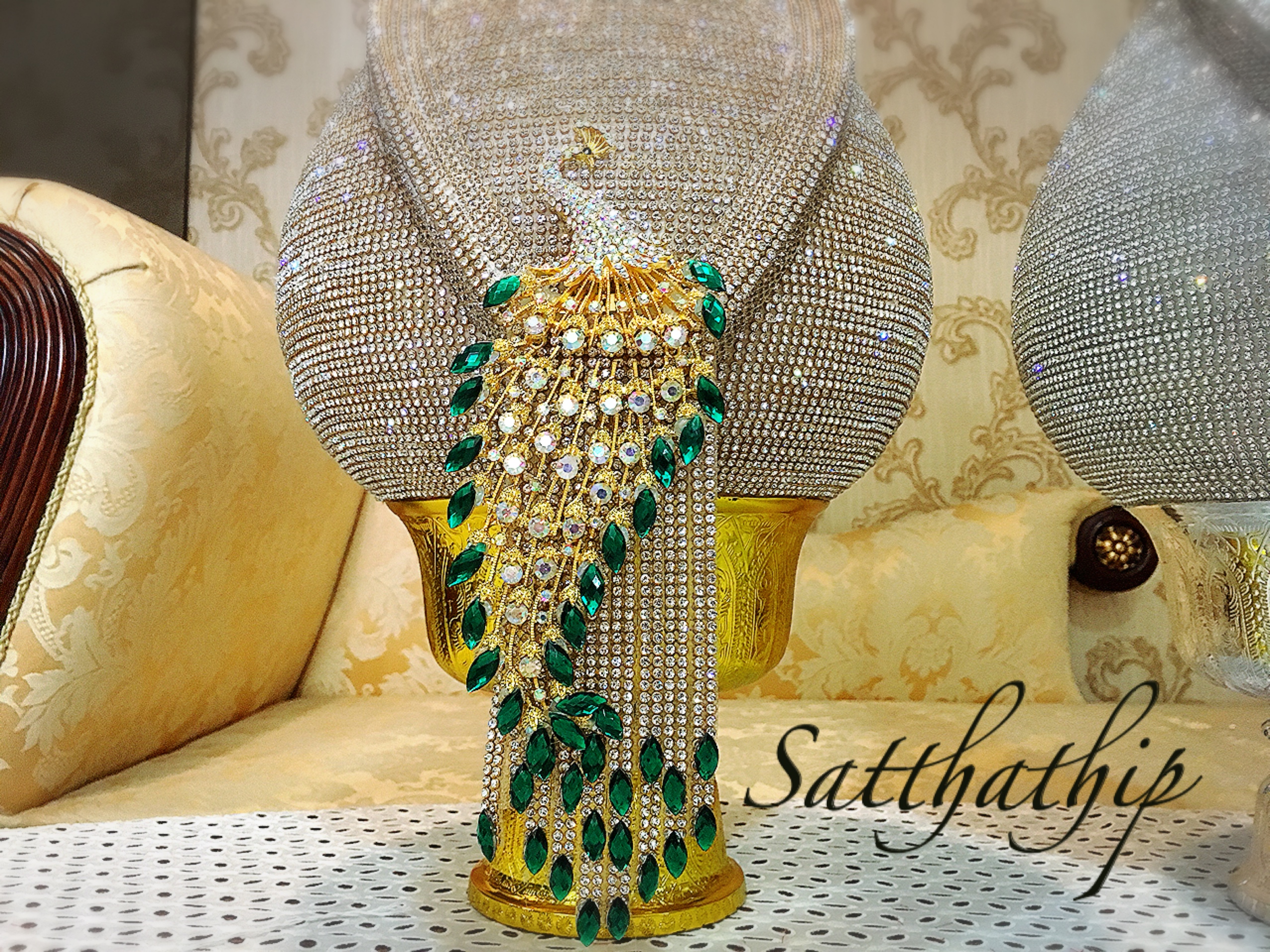 พานพุ่มเงินทอง [10 นิ้ว/ 5,200 บาท/คู่]