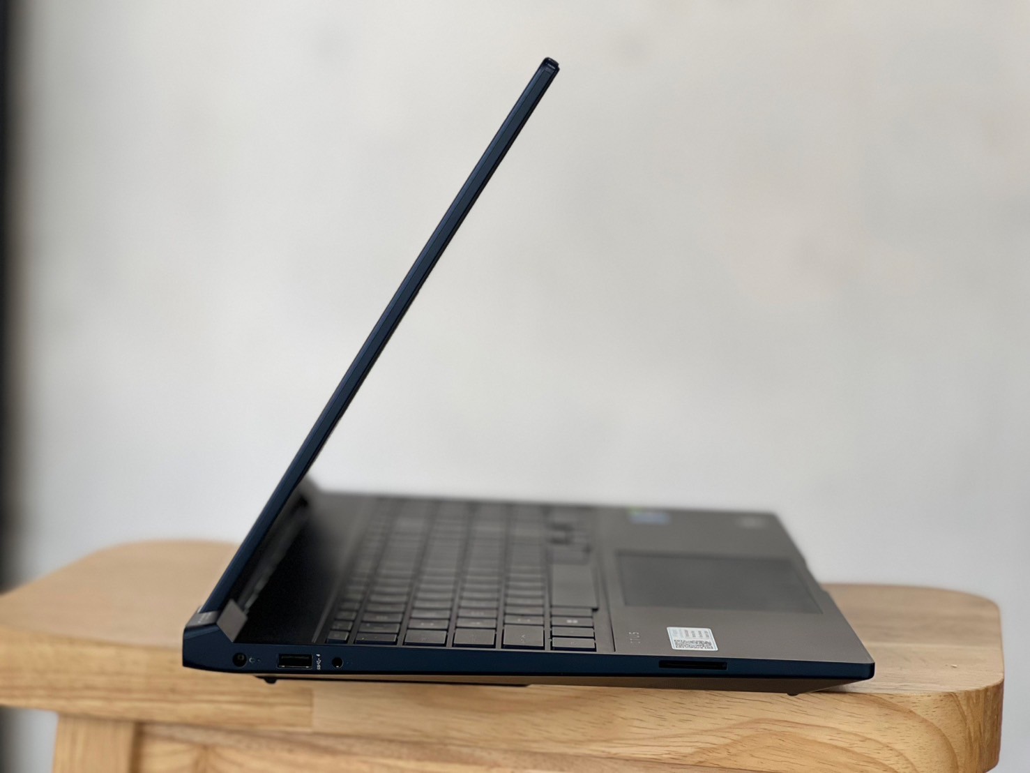 HP VICTUS 15-FA0154TX (PERFORMANCE BLUE)