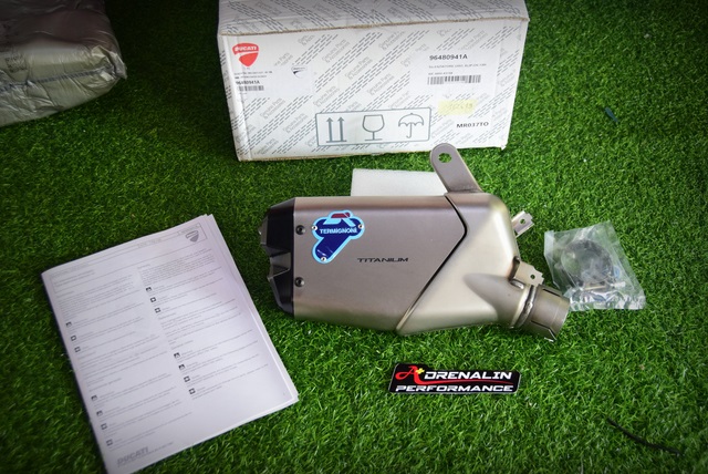 ท่อ Termignoni สลิปออน สำหรับ Multi V2 , 950, 1200enduro 1260enduro (For Exhibition only)