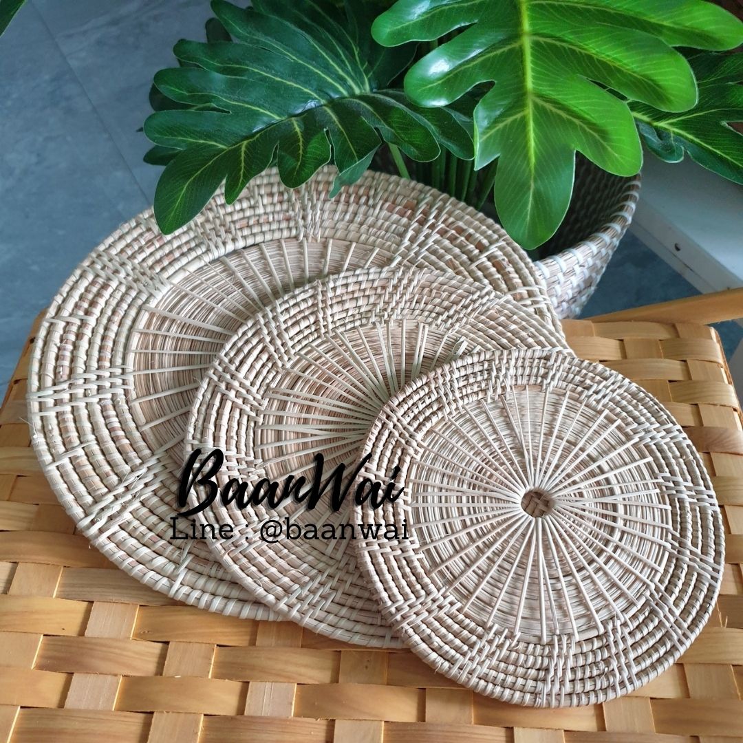 แผ่นรองจานหวาย