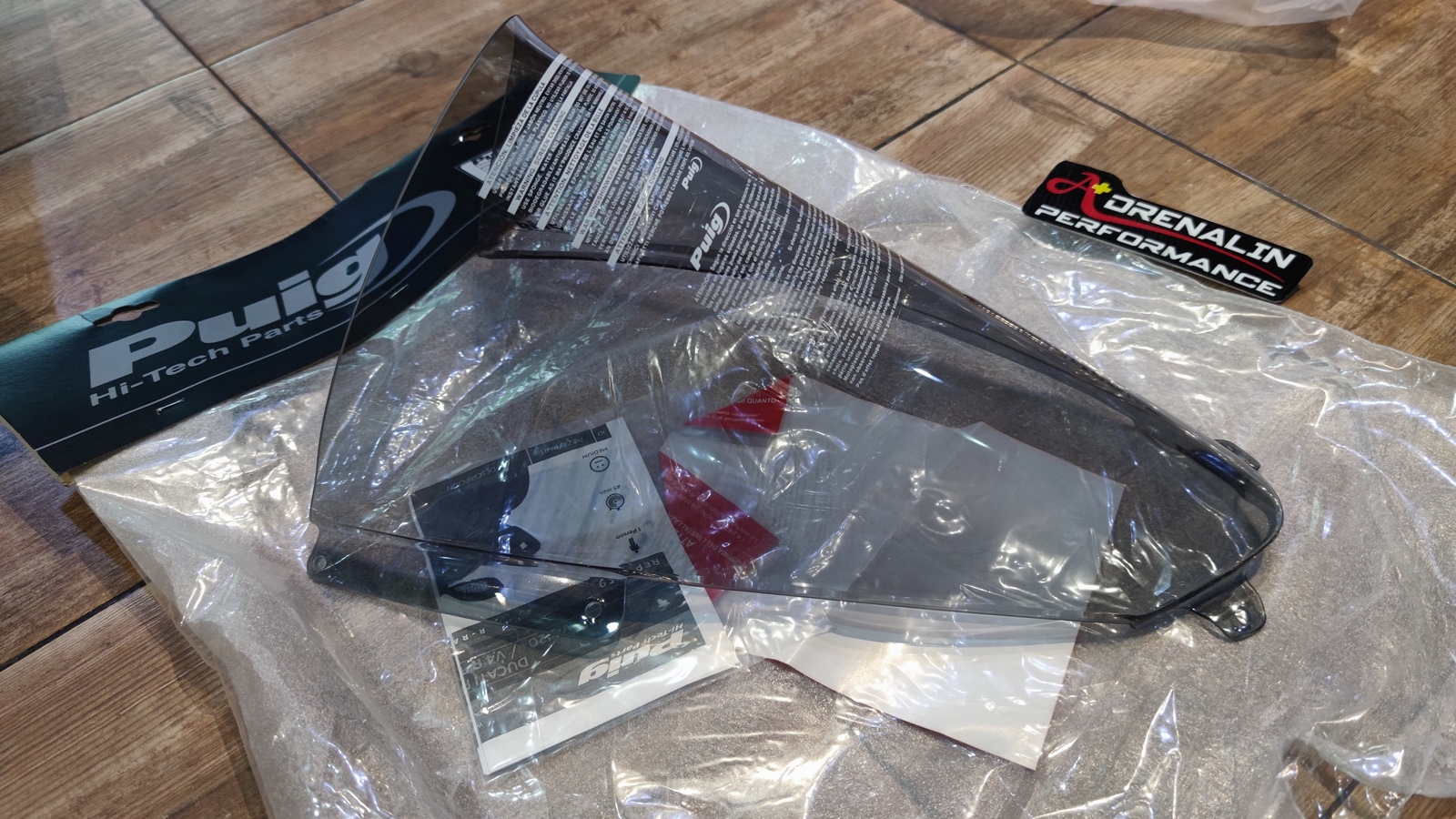 ชิวหน้า Puig สำหรับ Panigale V4/S/R รุ่น Racing