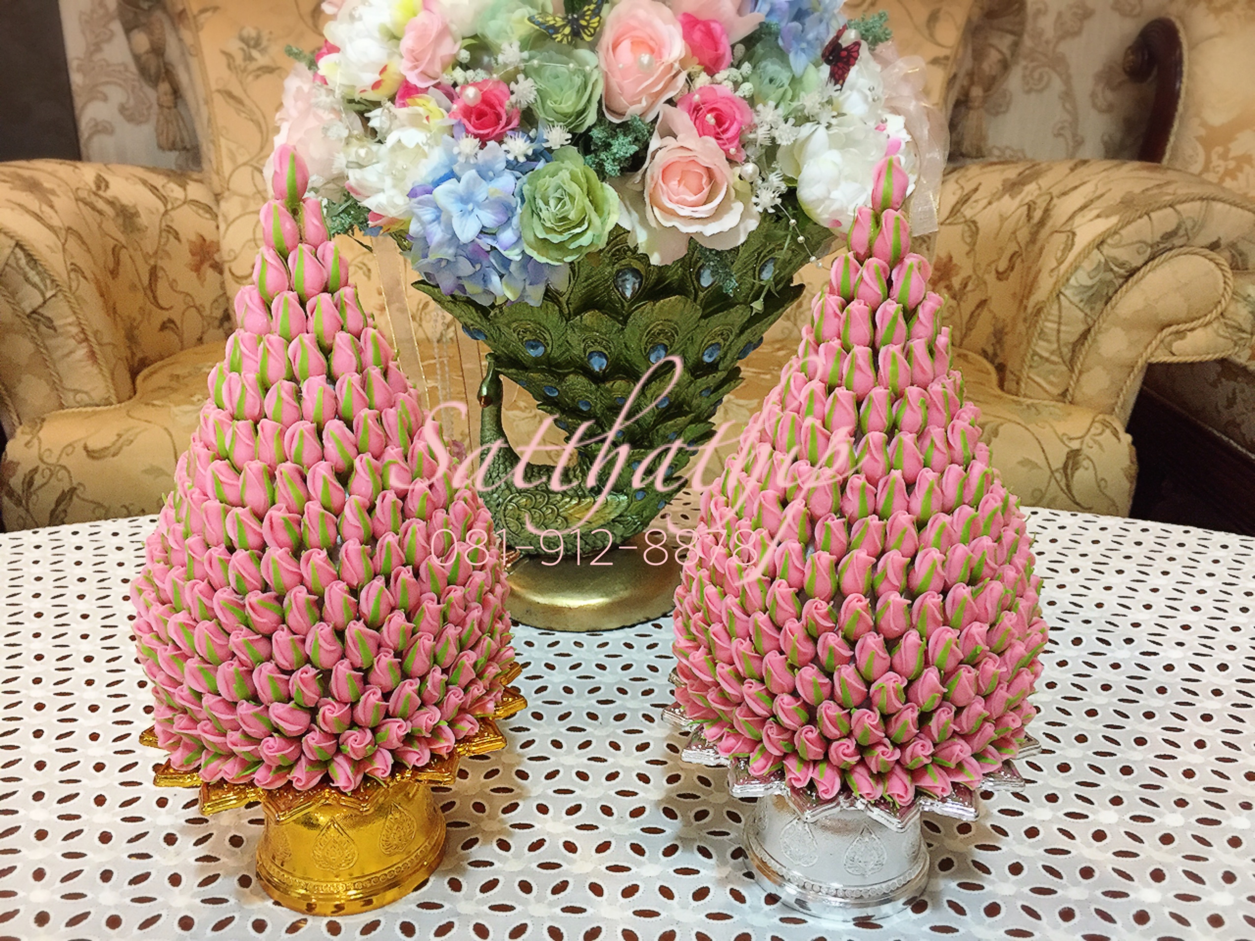 พานพุ่มดอกกุหลาบ - พานพุ่มดอกกุกลาบ (สีชมพู) ประดิษฐ์จากดิน - Phan bush