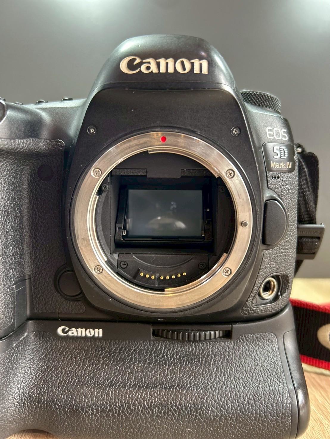 Canon EOS 5D Mark IV