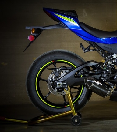 ผ้าเบรคหลัง brembo สำหรับปั๊มเดิม Nissin ผ้าเบรคเกรด sinter สีแดง สำหรับ R1 2007-2025