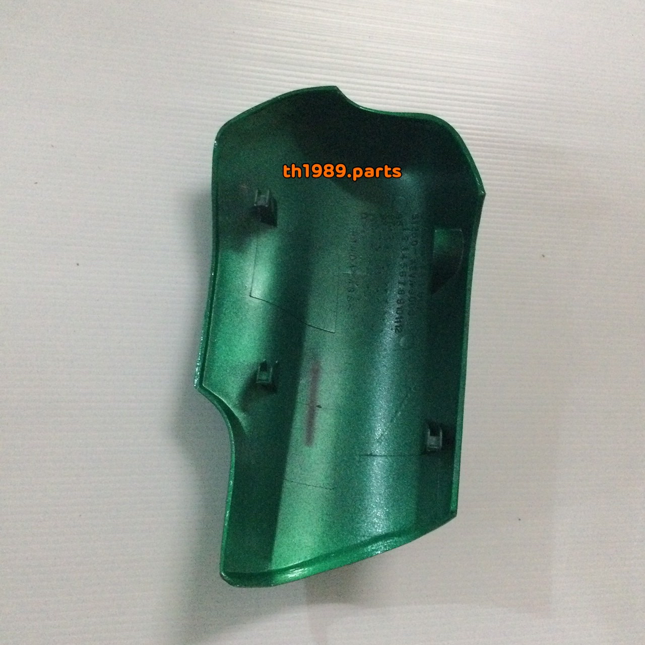 61200-KEV-900ZR ฝาครอบโช้คหน้าขวาสีเขียว NF100/M(B) อะไหล่แท้ HONDA