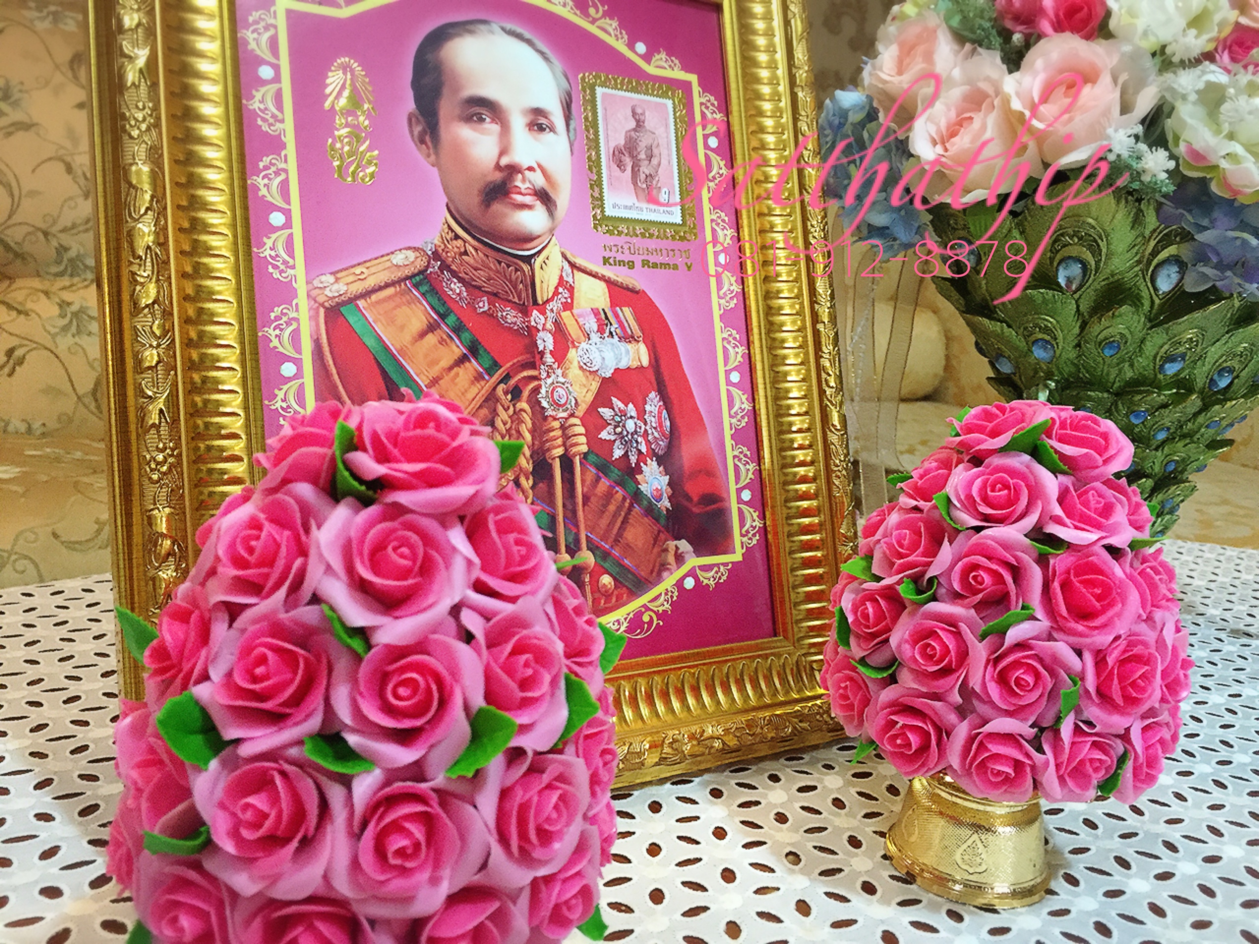 พานพุ่มดอกกุหลาบ ประดิษฐ์จากดิน [4.5 นิ้ว 1,500 บาท/คู่]