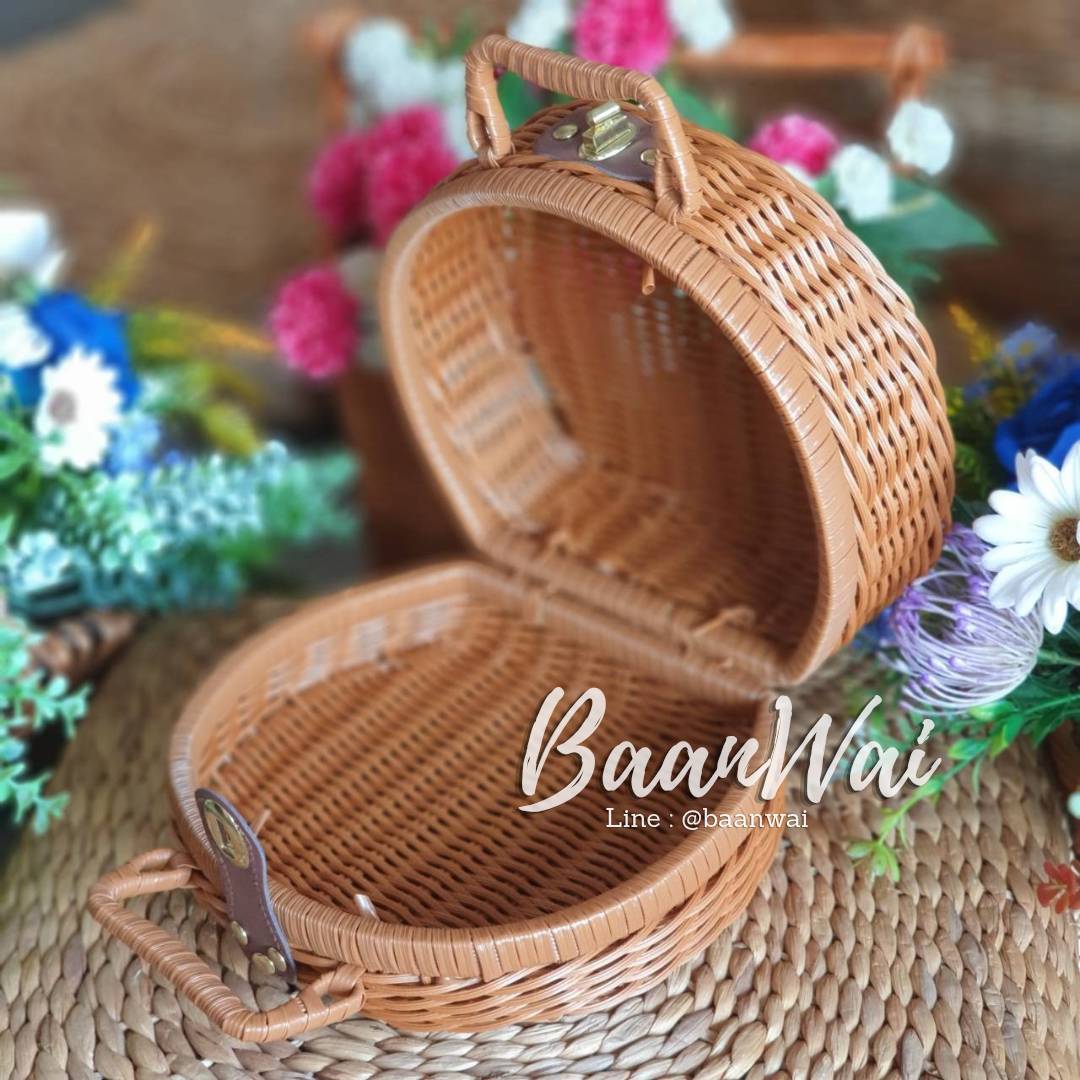 กระเป๋าหวายเทียม ขนาด 12 * 23 *25 cm