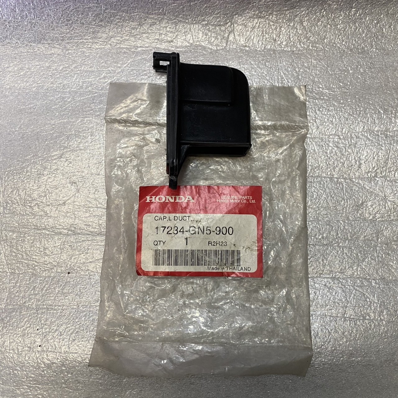 17234-GN5-900 ฝาครอบเรือนไส้กรองข้างซ้าย NICE110 อะไหล่แท้ HONDA