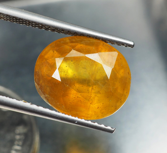 บุษราคัมอัฟริกาสีเหลือง (Sapphire) 8.50 กะรัต