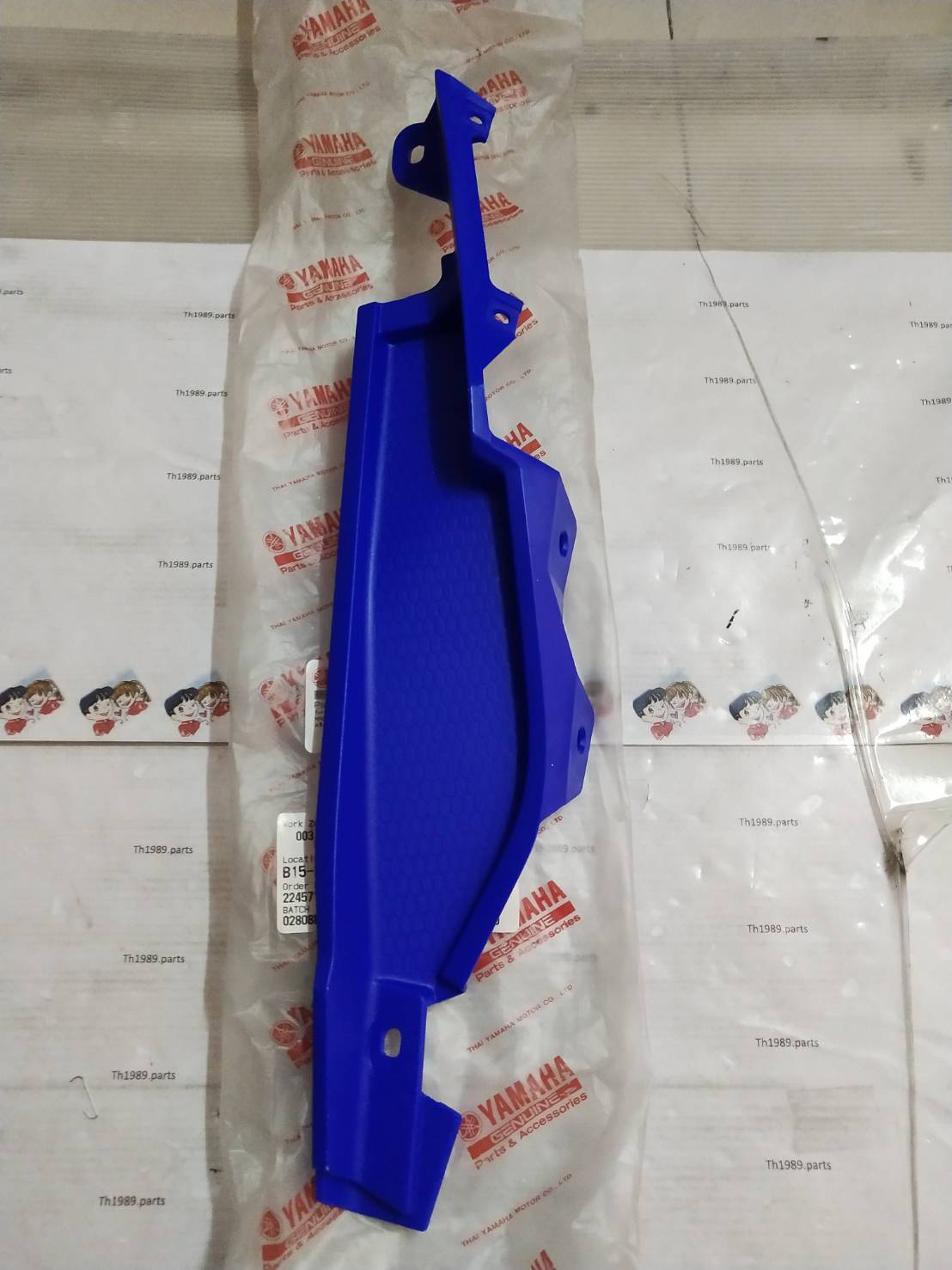 ฝาข้างซ้ายตัวบนด้านในสีน้ำเงิน TTX-AF115FX '2012 อะไหล่แท้ YAMAHA 1GS-F171L-40