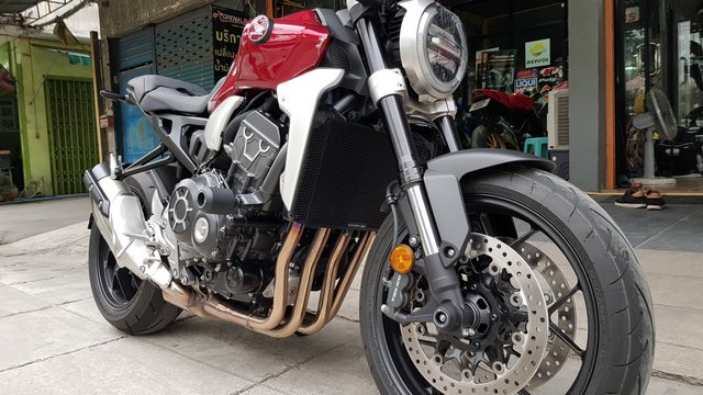 Evotech การ์ดหม้อน้ำ (RADIATOR GUARD) สำหรับ CB1000R 2018-2020