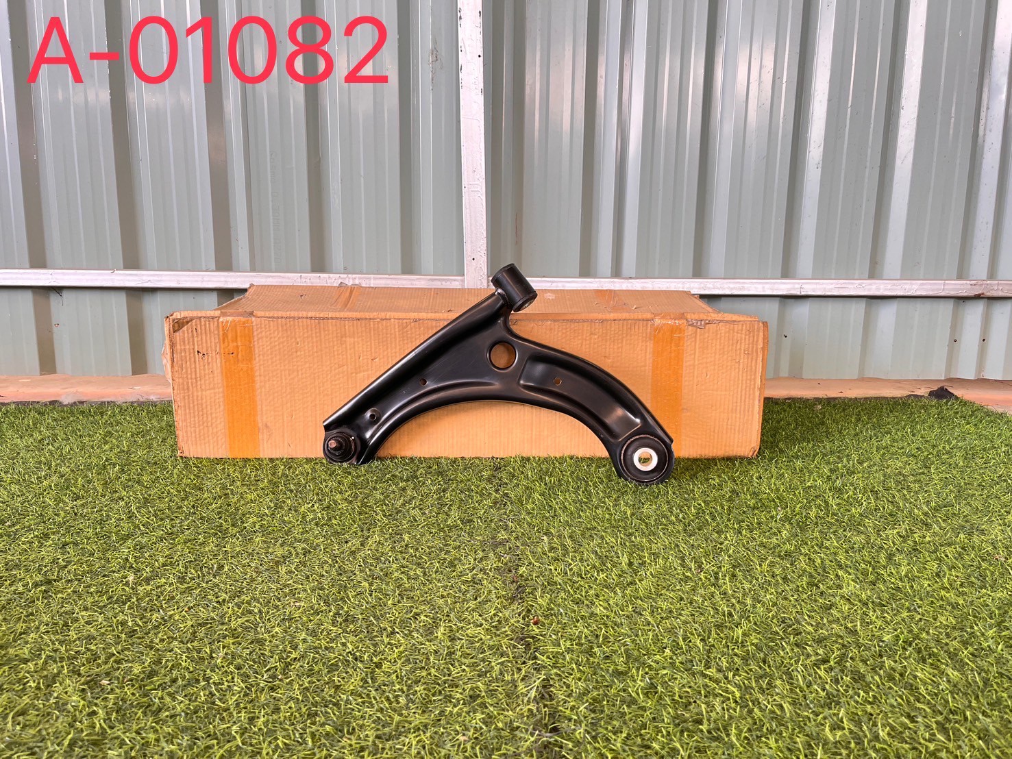 ปีกนกล่าง L Suzuki Swift 2017-18 ใหม่แท้