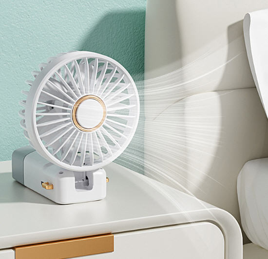 ชุดของขวัญปีใหม่,แก้วน้ำ+พัดลมพกพา,สกรีนโลโก้