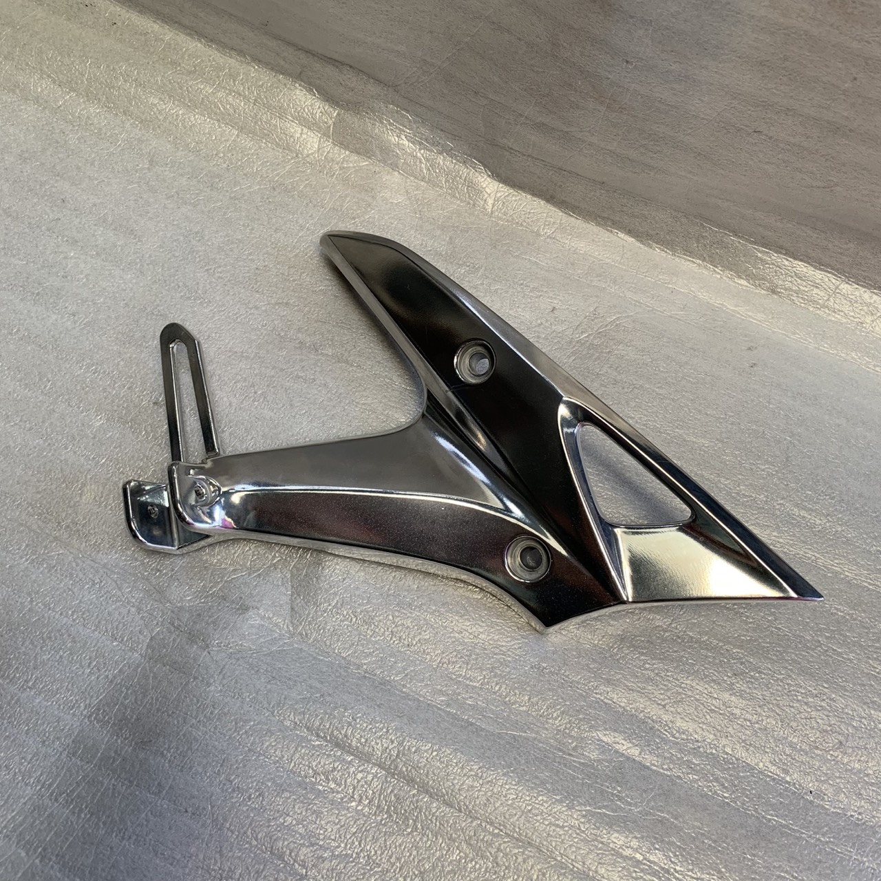 50715-KVG-900 ขายึดพักเท้าหลังขวา Air Blade 2006-2009 อะไหล่แท้ HONDA