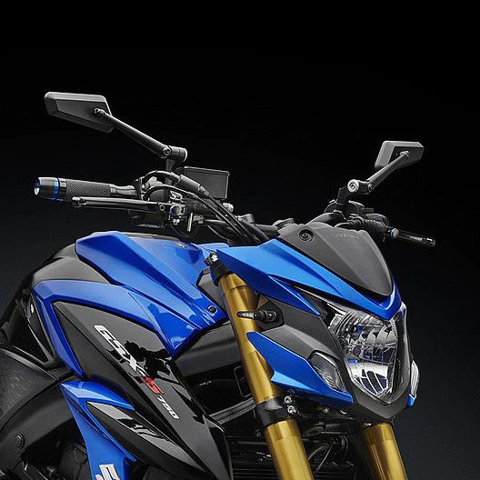 กระจกมองข้าง รุ่น Circuit 744 จาก Rizoma ข้างละ