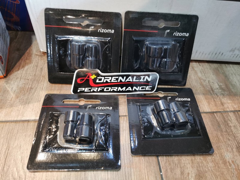 อแดปเตอร์ปลายแฮนด์ rizoma สำหรับ Tmax 2015+ 2022+ เพื่อใส่กับปลายแฮนด์ได้ทุกยี่ห้อ