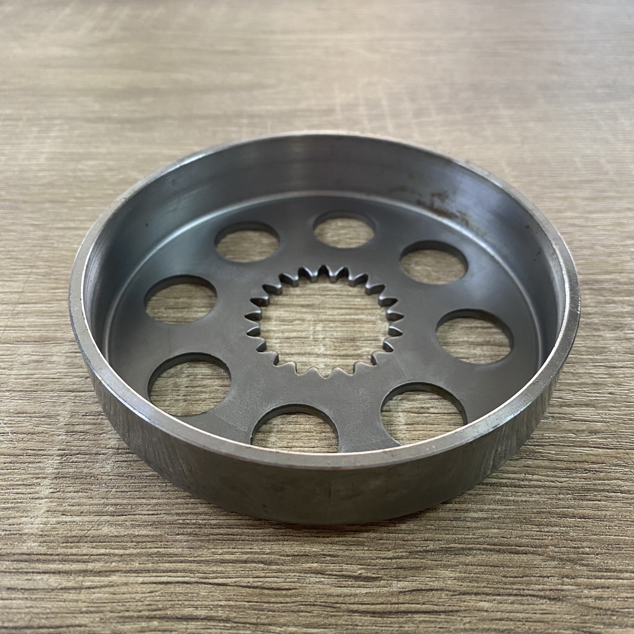 เสื้อคลัตช์ สำหรับรุ่น RC100 อะไหล่แท้ SUZUKI 21112-35402-000