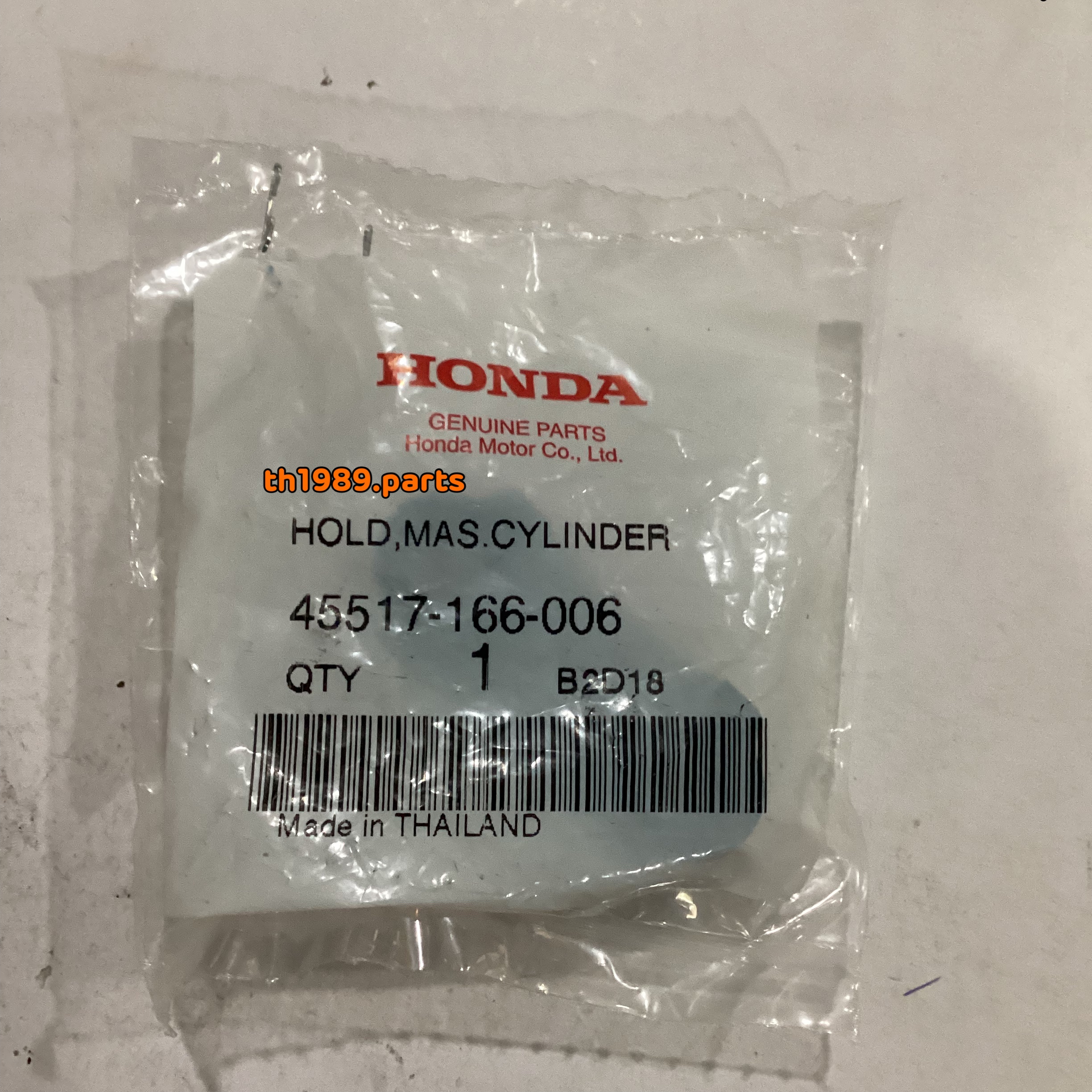 45517-166-006 ปะกับยึดแม่ปั๊มเบรค ZOOMER-X 2012-2019 , PCX150 2012-2019 ใส่ได้หลายรุ่น อะไหล่แท้ HONDA