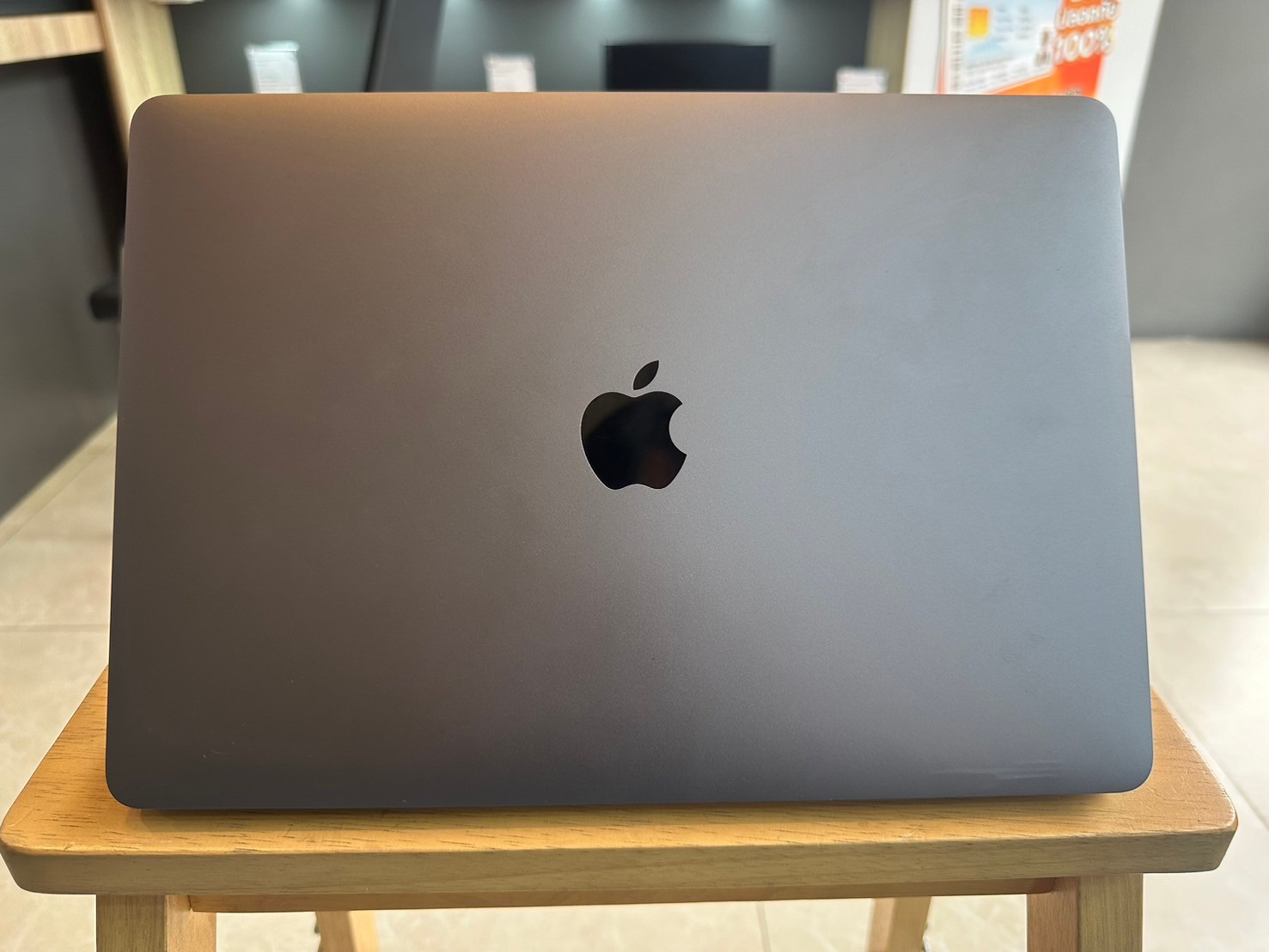 MacBook Air (13.3-inch M1,2020) 8/256